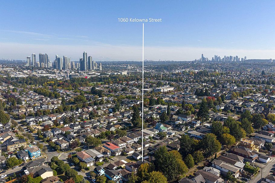 1060 Kelowna Street Vancouver, BC - 37