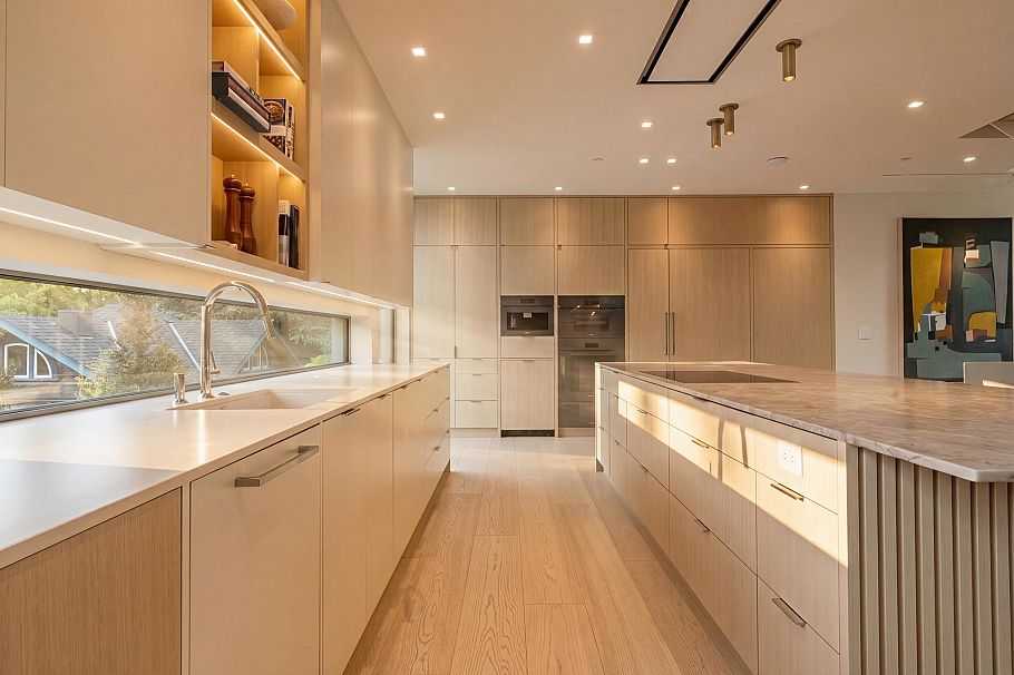 4521 Langara Avenue Vancouver, BC - 8