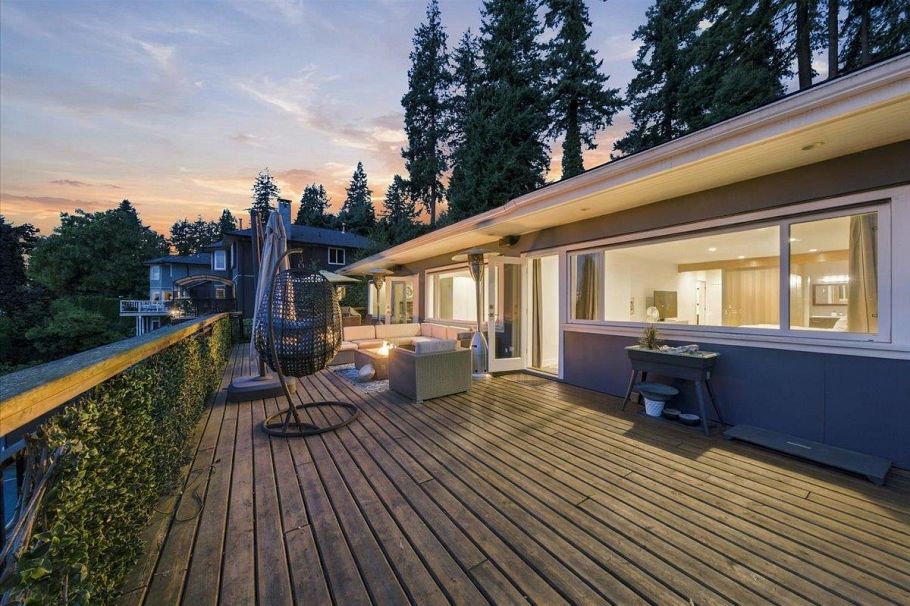 1095 W Keith Road North Vancouver, BC - 10