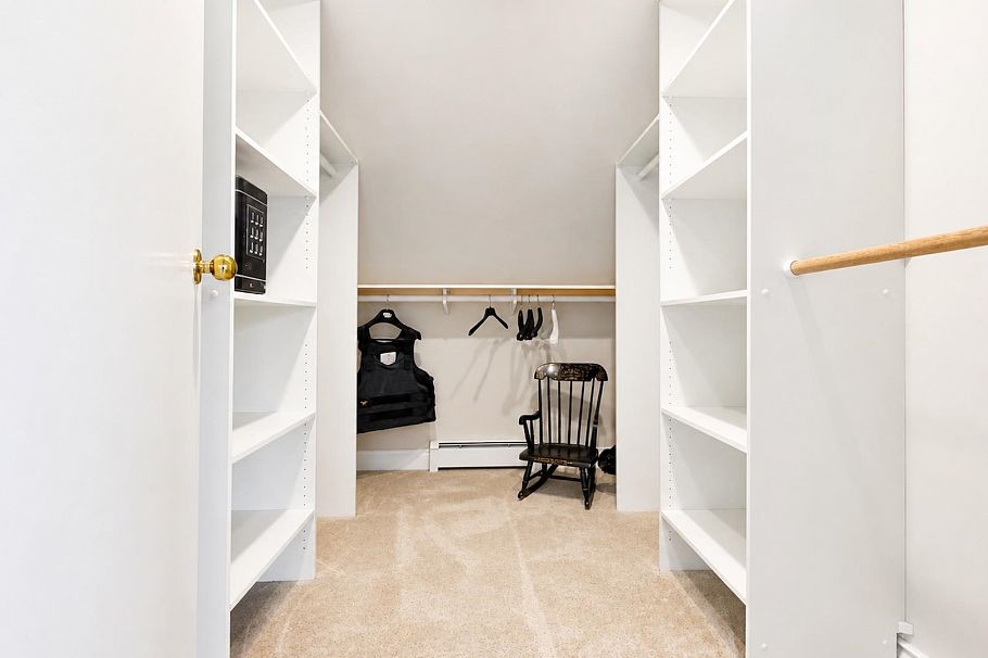 8418 Gillnet Place Vancouver, BC - 27