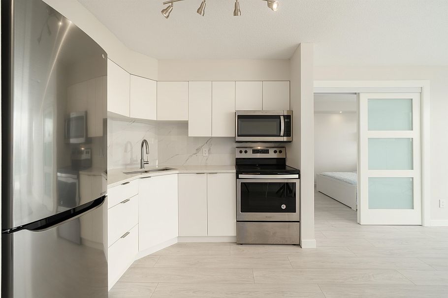 809 5189 Gaston Street Vancouver, BC - 9