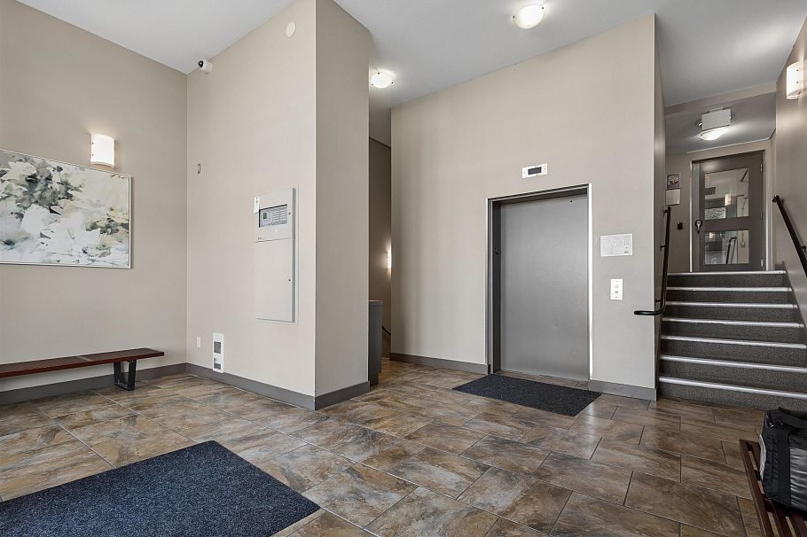 PH9 688 E 17th Avenue Vancouver, BC - 17