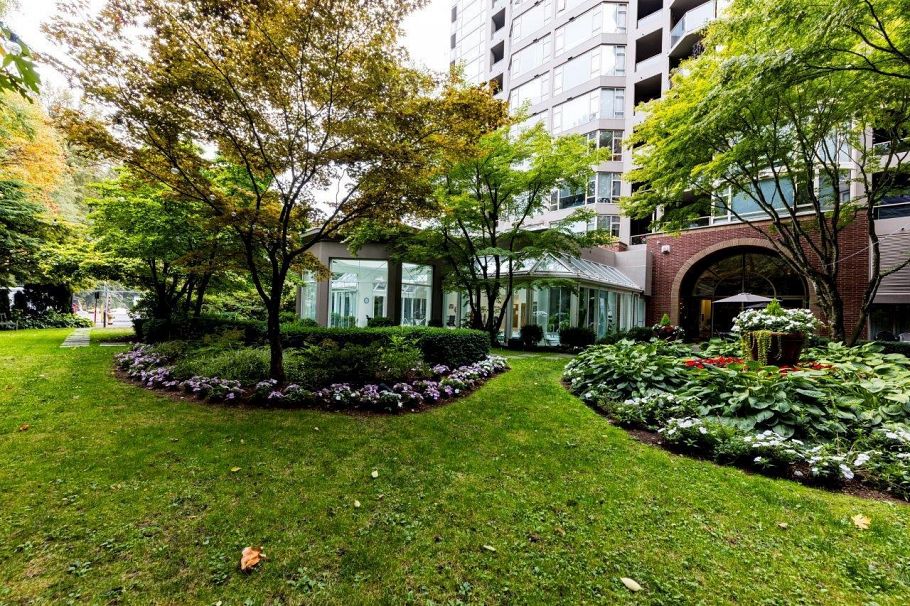 1213 1327 E Keith Road North Vancouver, BC - 34