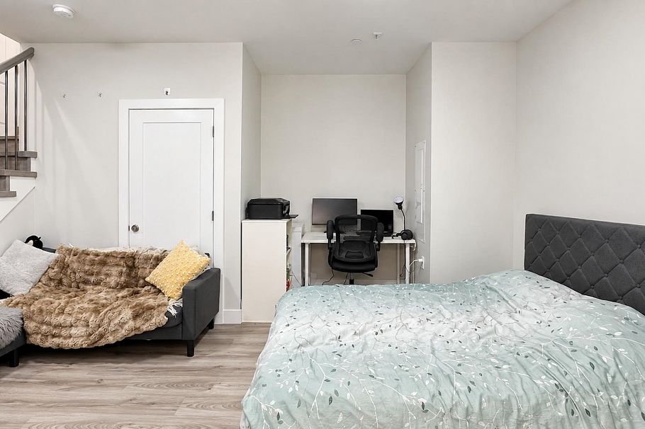 4985 Moss Street Vancouver, BC - 26