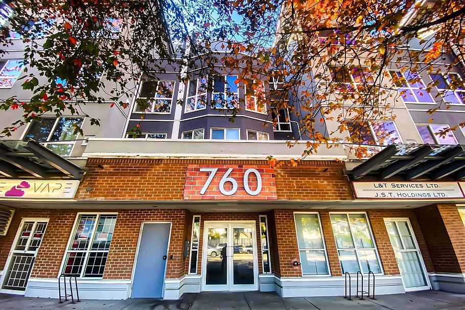 PH10 760 Kingsway Vancouver, BC - 1