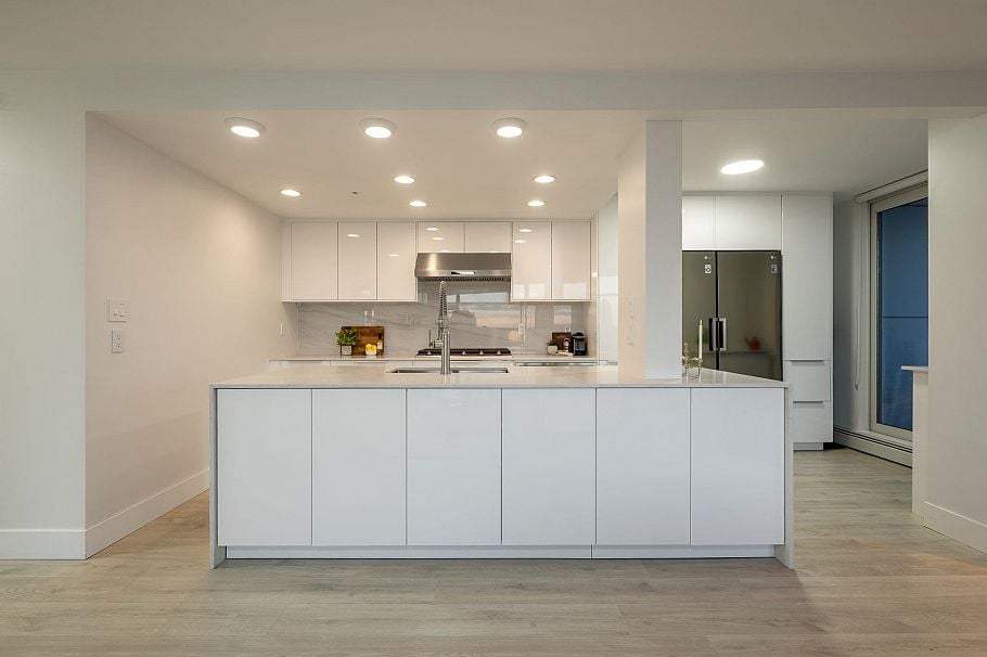 2607 198 Aquarius Mews Vancouver, BC - 17