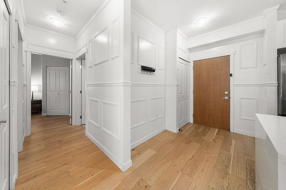 417 119 W 22nd Street North Vancouver, BC - 20