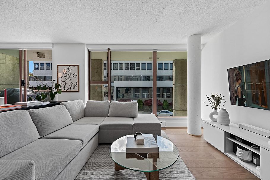 204 1633 W 8th Avenue Vancouver, BC - 10