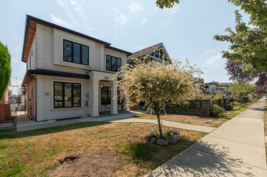 1342 E 60th Avenue Vancouver, BC - 2