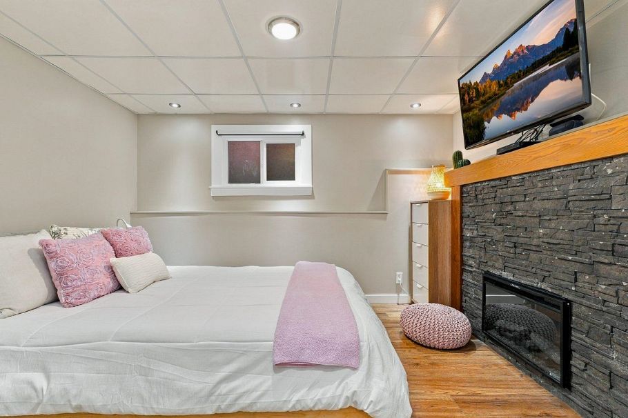 320 E 32nd Avenue Vancouver, BC - 17