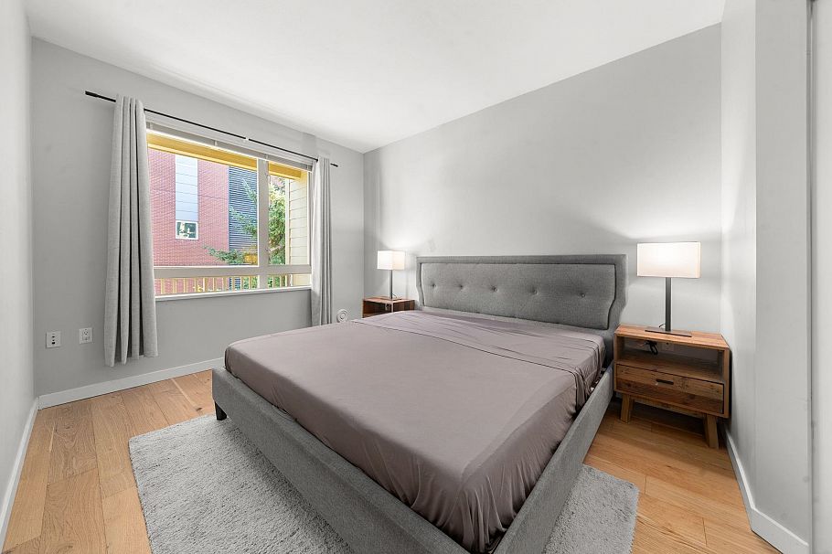 417 119 W 22nd Street North Vancouver, BC - 21
