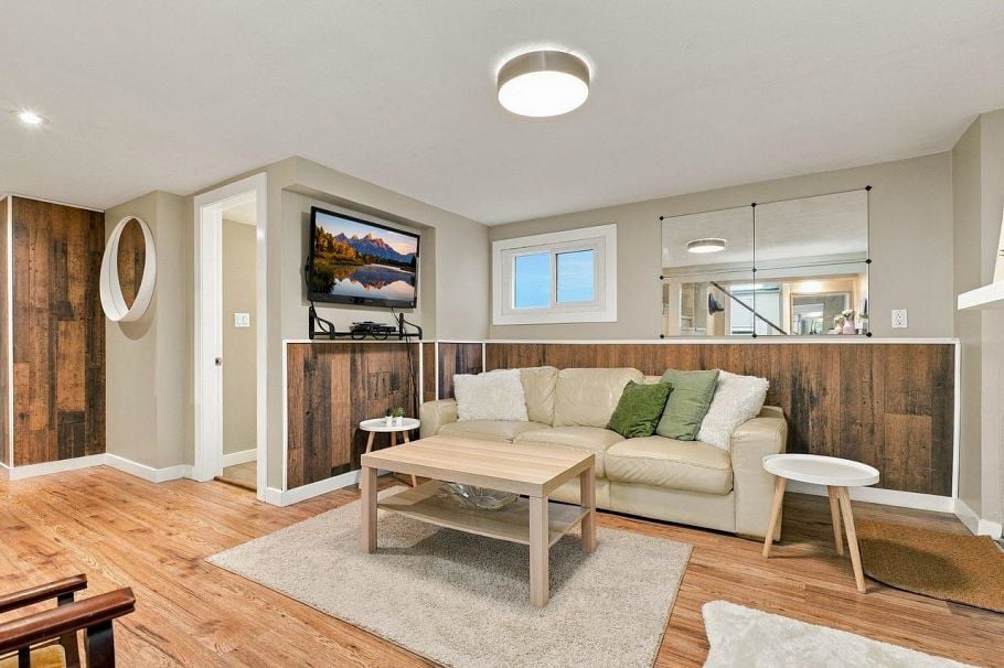 320 E 32nd Avenue Vancouver, BC - 14