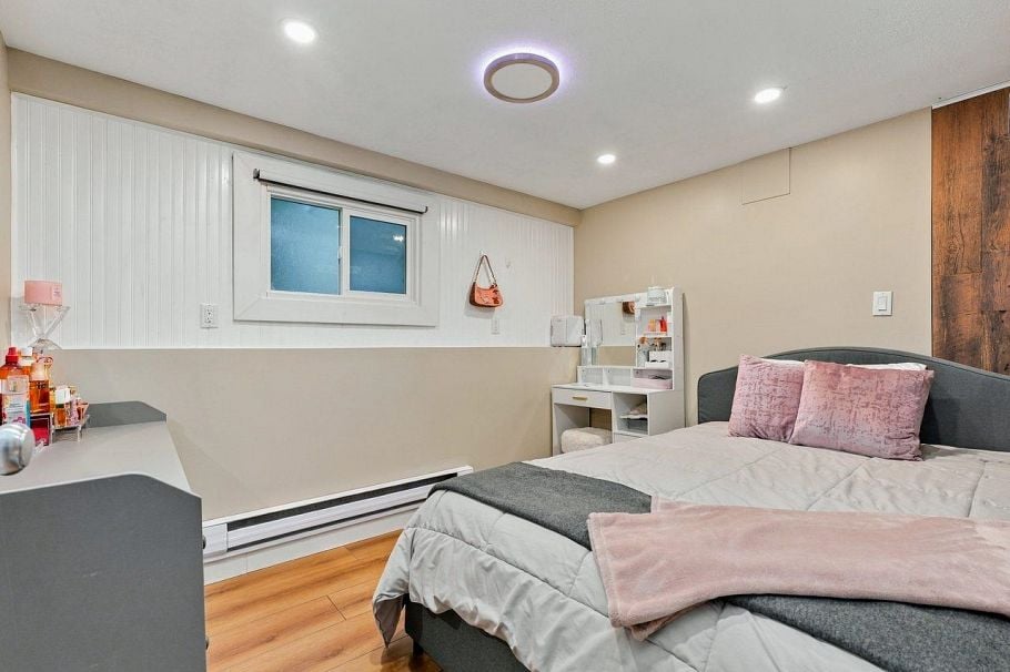 320 E 32nd Avenue Vancouver, BC - 18