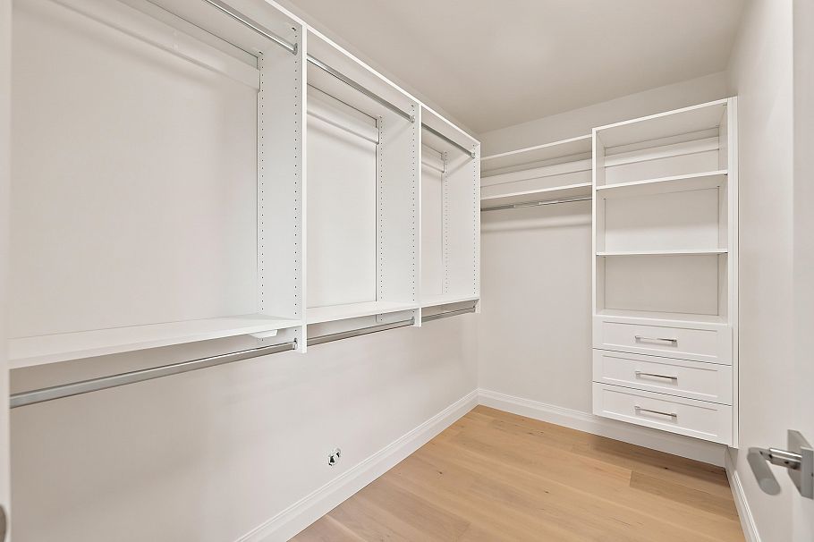 3490 Church Street North Vancouver, BC - 17