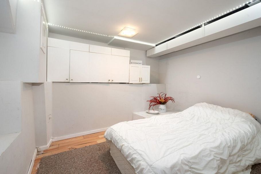 219 E 29th Street North Vancouver, BC - 23