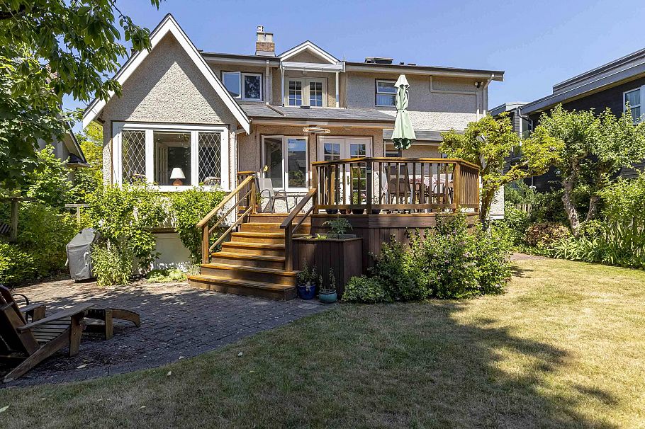 4234 W 9th Avenue Vancouver, BC - 30