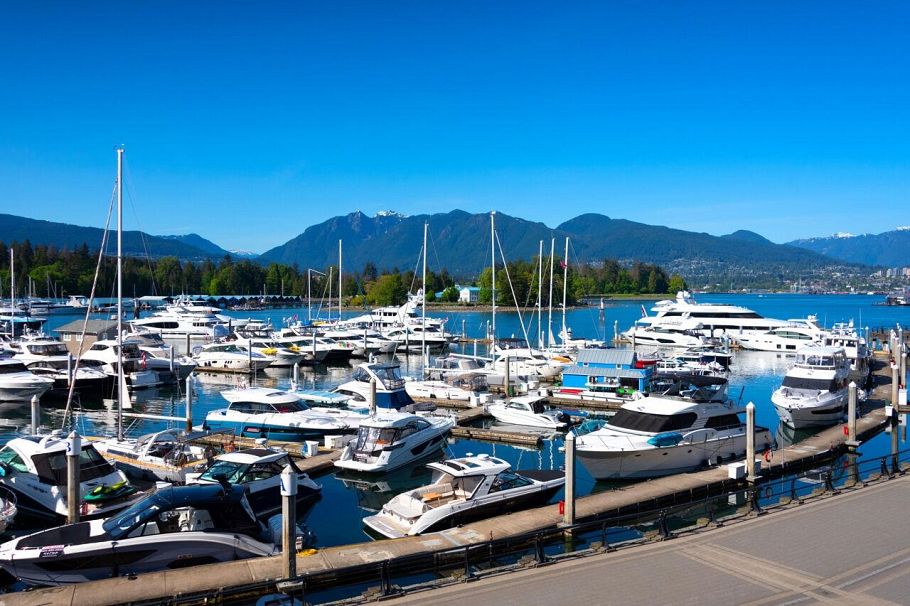 203 499 Broughton Street Vancouver, BC - 39