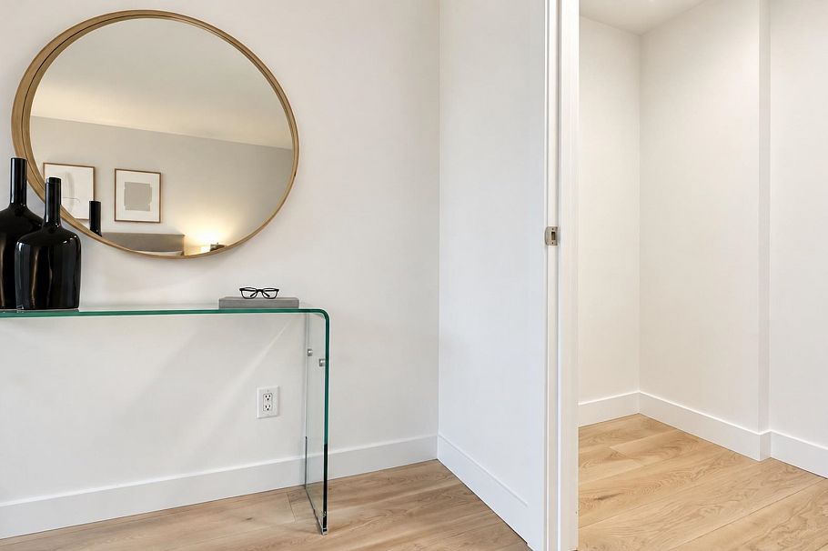 10 1355 W 4th Avenue Vancouver, BC - 12