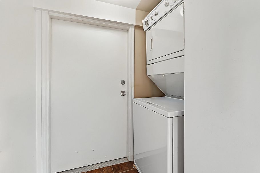 462 W 19th Avenue Vancouver, BC - 12