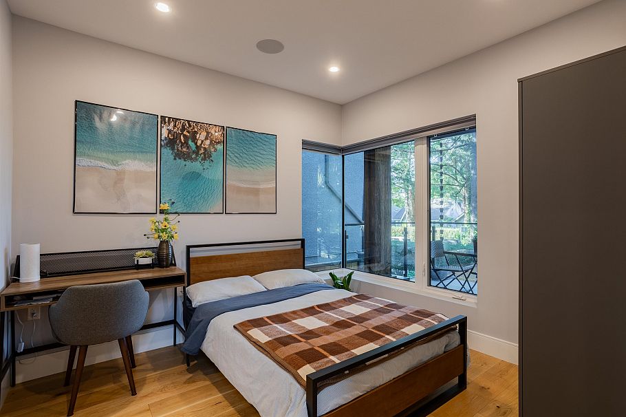 426 W 17th Avenue Vancouver, BC - 16
