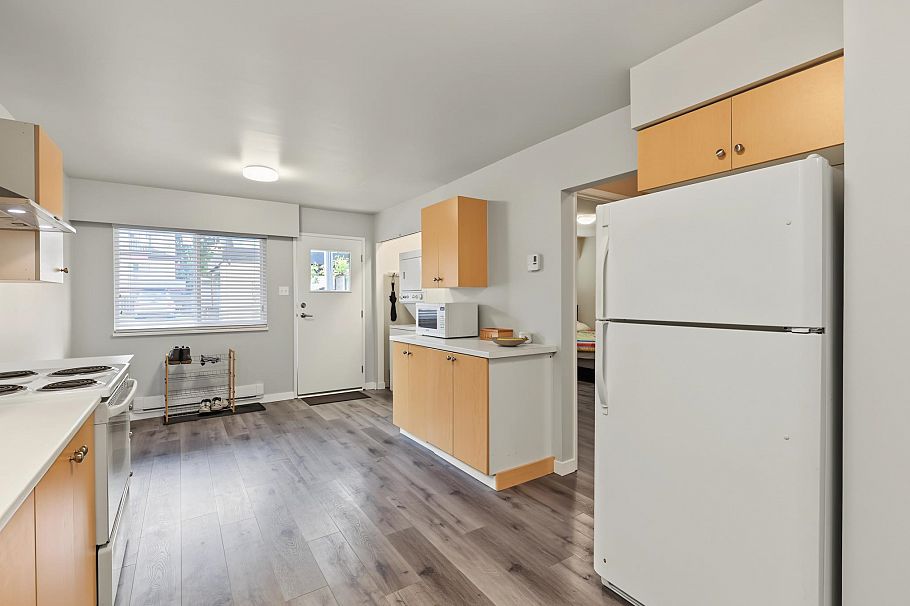 132-134 W 12th Avenue Vancouver, BC - 8