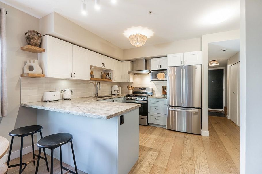 3174 Prince Edward Street Vancouver, BC - 2