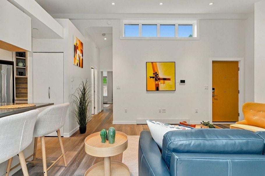 320 E 32nd Avenue Vancouver, BC - 28