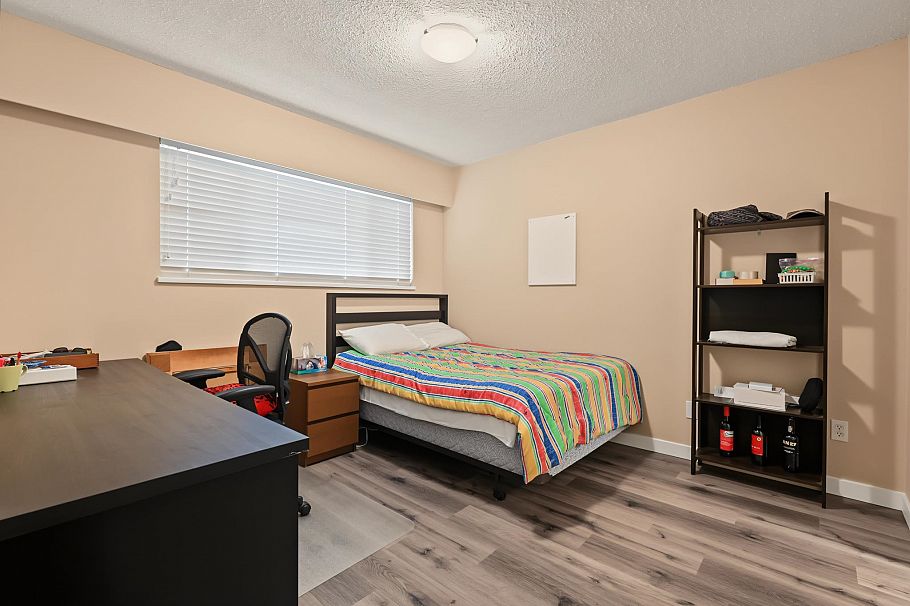 132-134 W 12th Avenue Vancouver, BC - 12