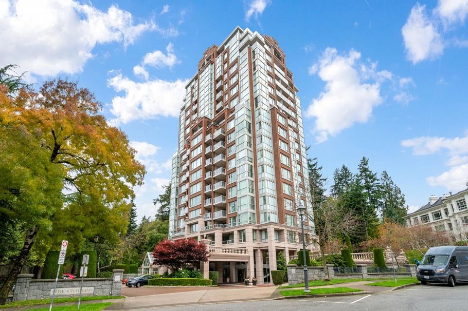 1204 5775 Hampton Place Vancouver, BC - 1