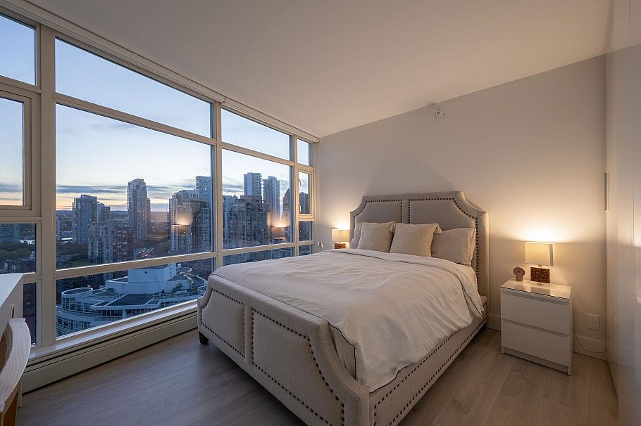 2607 198 Aquarius Mews Vancouver, BC - 25