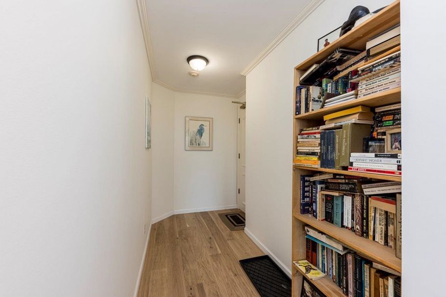1213 1327 E Keith Road North Vancouver, BC - 17