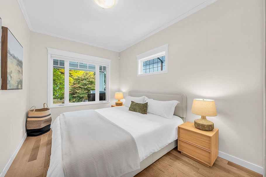 853 E 20th Avenue Vancouver, BC - 11
