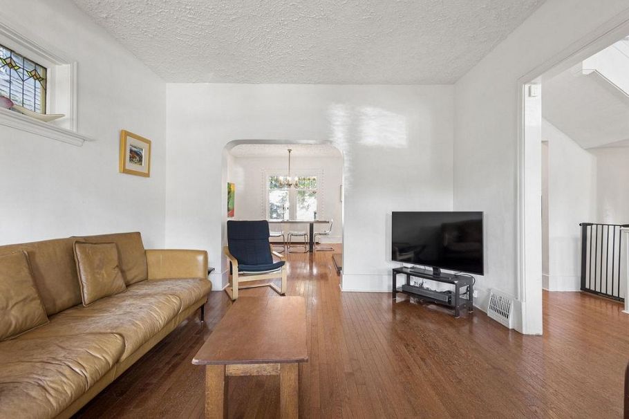 1791 E 7th Avenue Vancouver, BC - 8