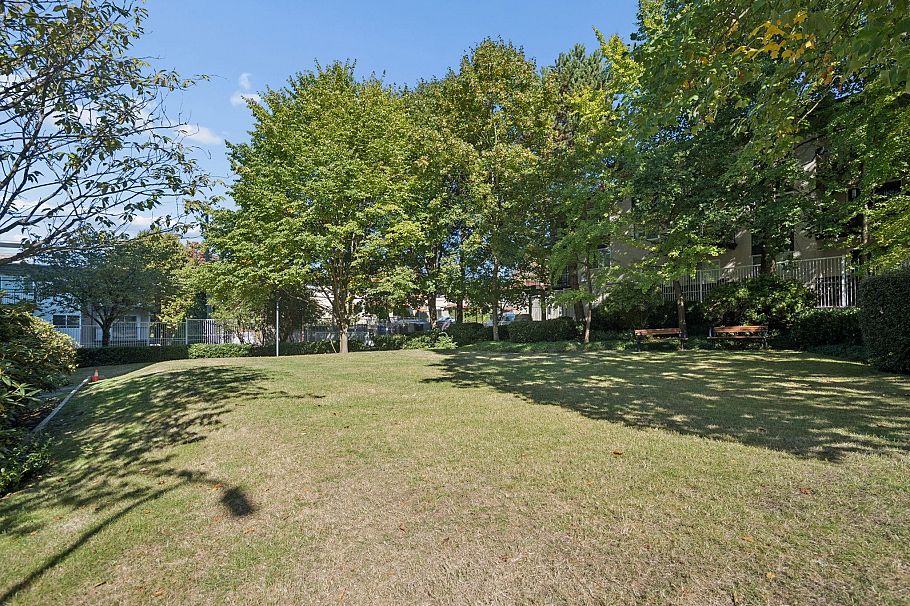 1204 1833 Frances Street Vancouver, BC - 23