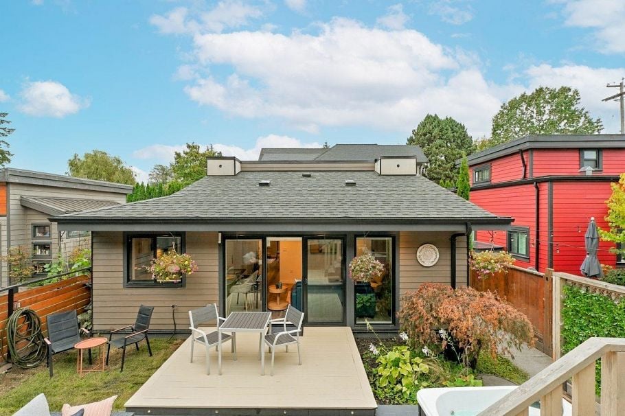 320 E 32nd Avenue Vancouver, BC - 23