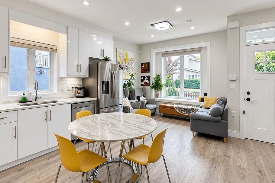 4985 Moss Street Vancouver, BC - 9