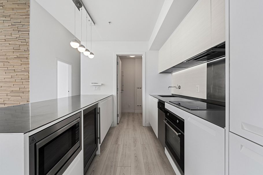 2105 1133 Hornby Street Vancouver, BC - 10