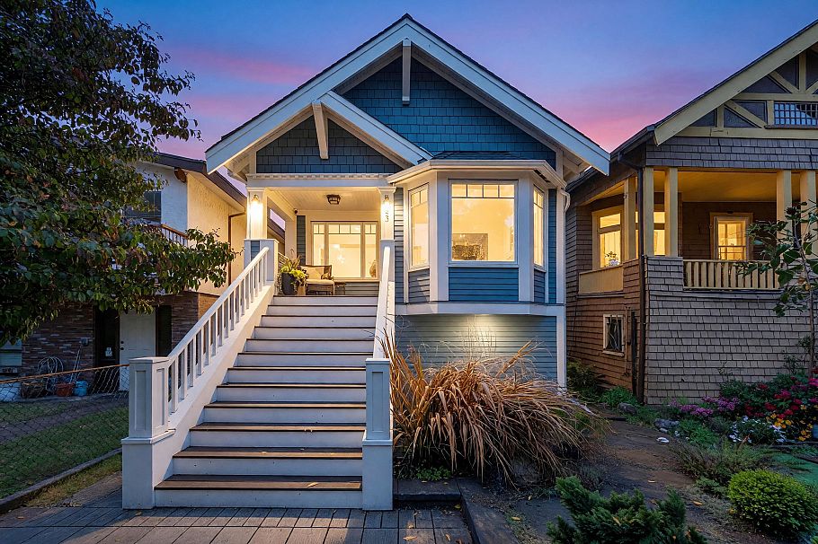 853 E 20th Avenue Vancouver, BC - 1