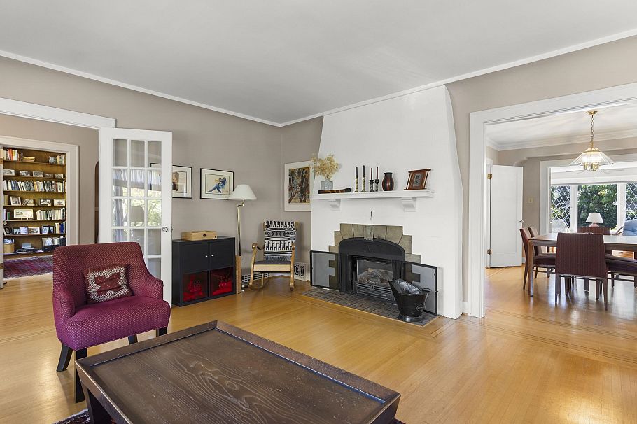 4234 W 9th Avenue Vancouver, BC - 7