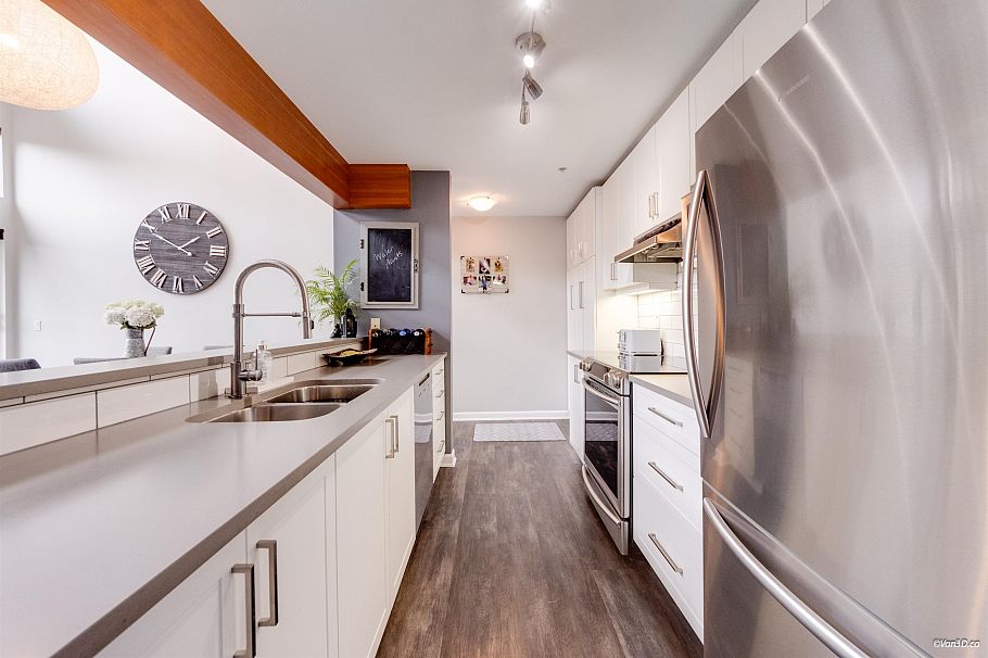 510 580 Raven Woods Drive North Vancouver, BC - 11