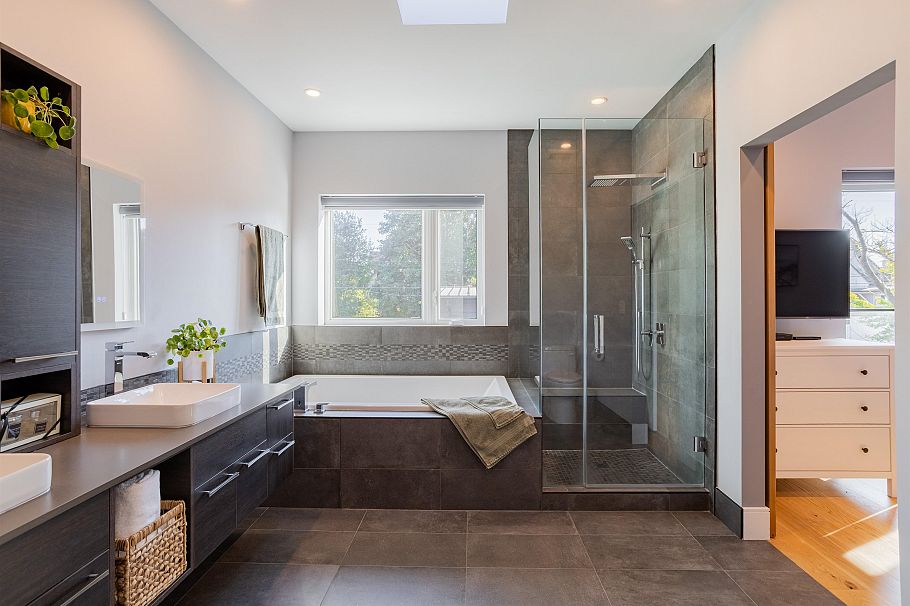 426 W 17th Avenue Vancouver, BC - 15