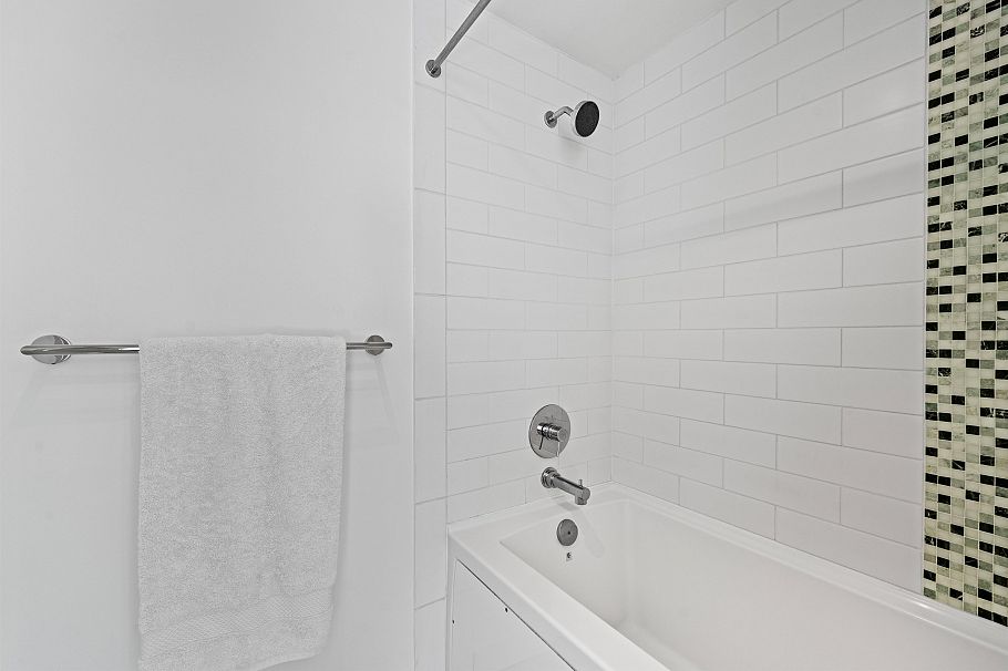 204 1633 W 8th Avenue Vancouver, BC - 26