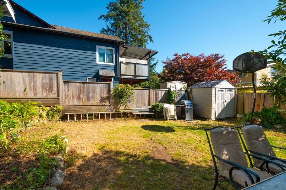 219 E 29th Street North Vancouver, BC - 26