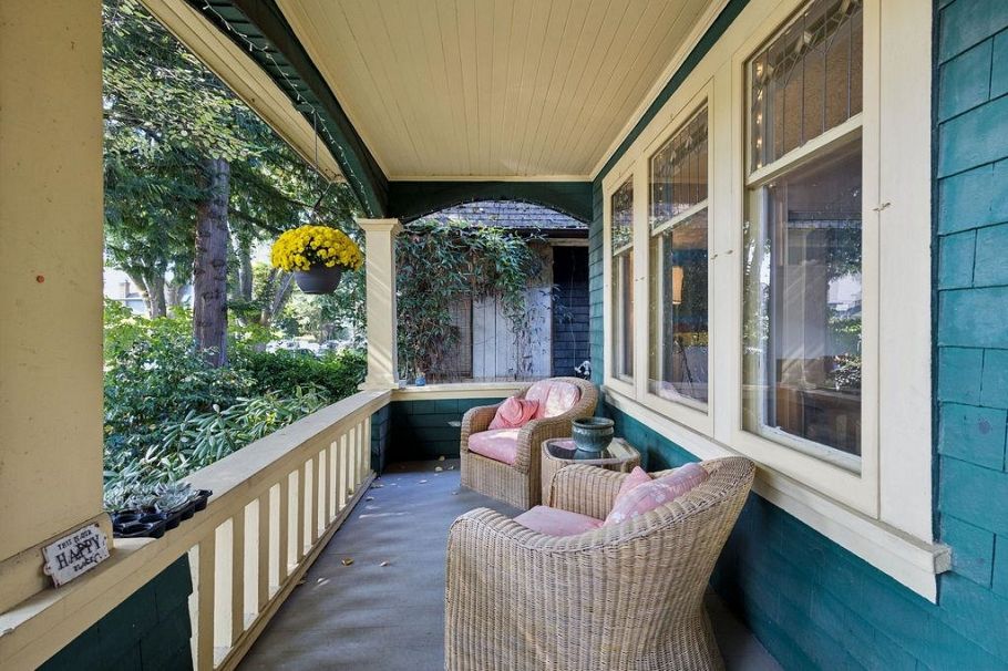 1791 E 7th Avenue Vancouver, BC - 3