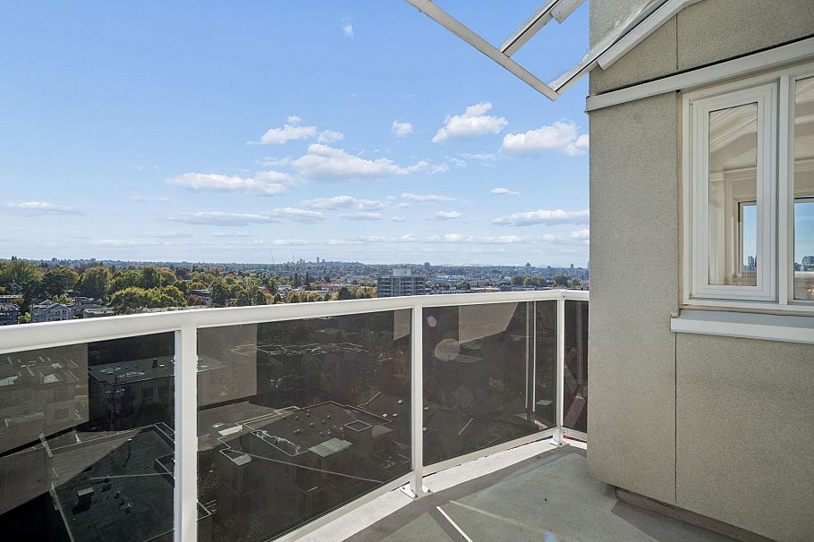 1204 1833 Frances Street Vancouver, BC - 17