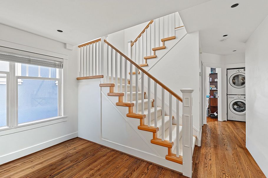 462 W 19th Avenue Vancouver, BC - 26
