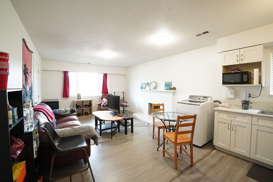 6819 Knight Street Vancouver, BC - 9