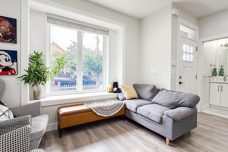4985 Moss Street Vancouver, BC - 5