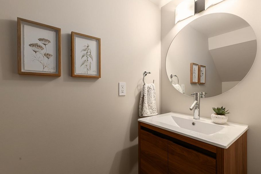 850 E 10th Avenue Vancouver, BC - 11