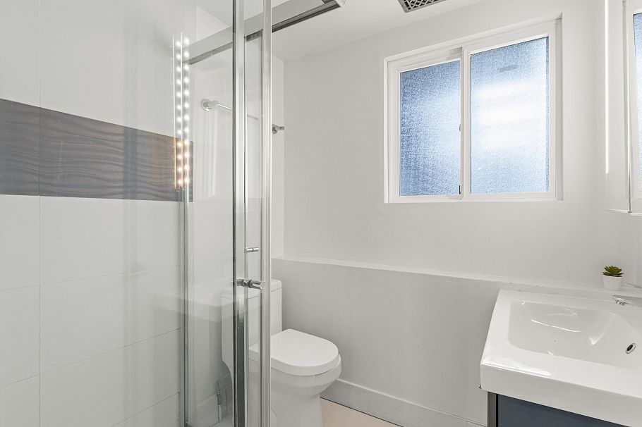 5034 Prince Albert Street Vancouver, BC - 27
